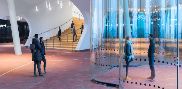 Elbphilharmonie Plaza